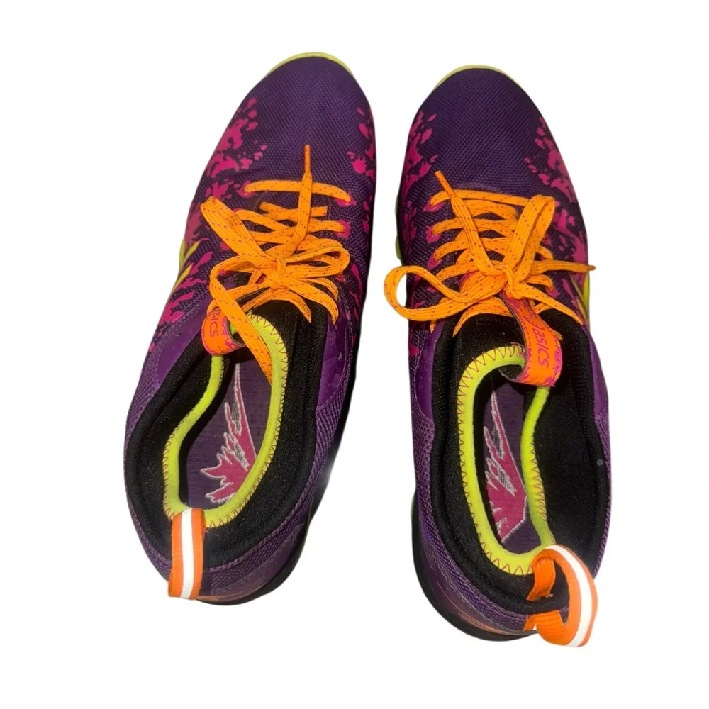 Asics eye catching